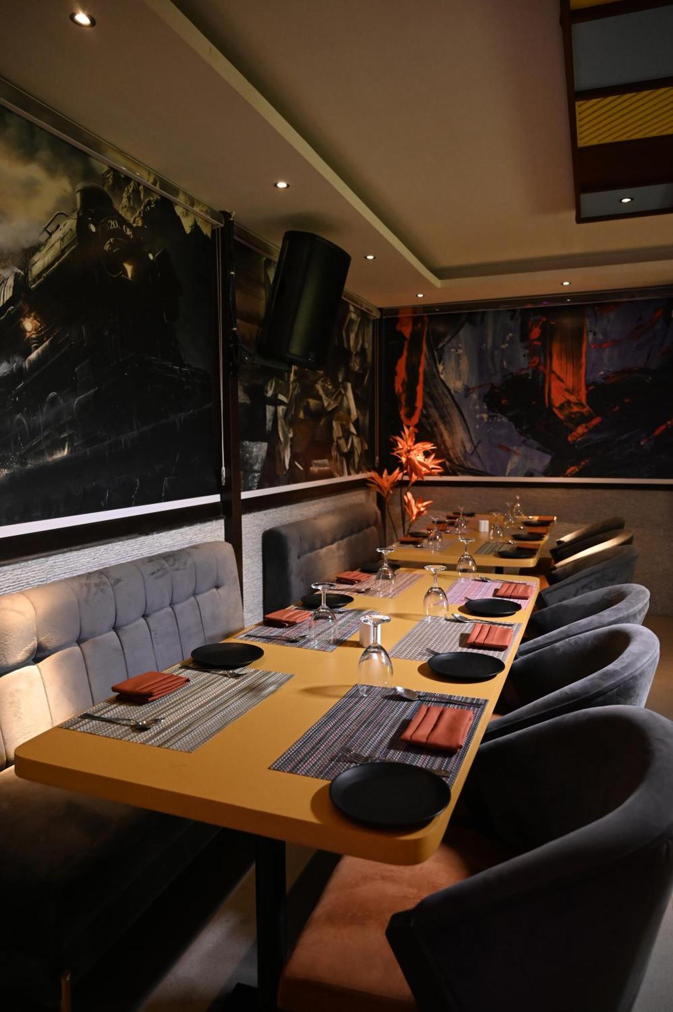 Hotel Trax International Jamshedpur Buitenkant foto