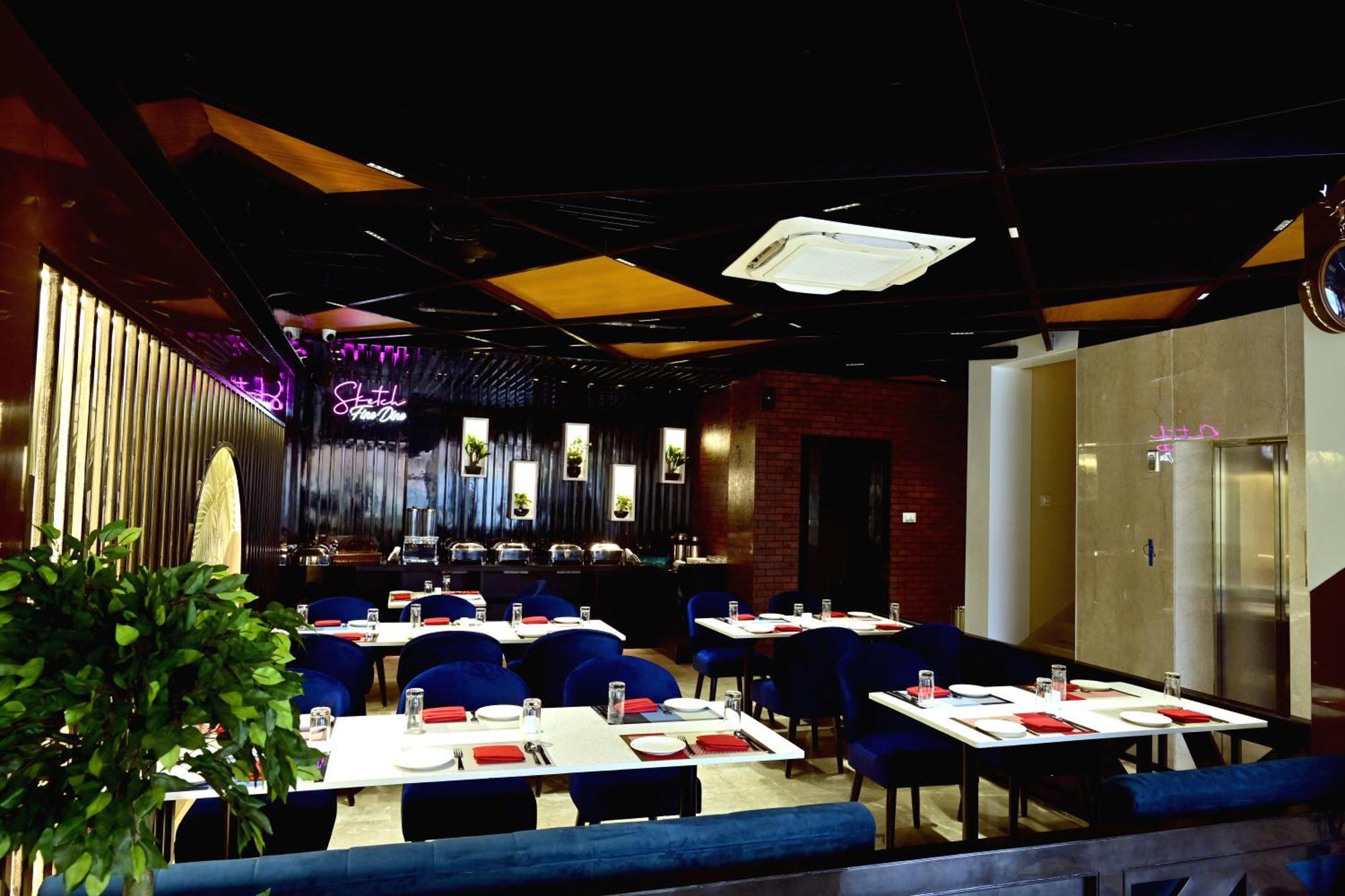 Hotel Trax International Jamshedpur Buitenkant foto
