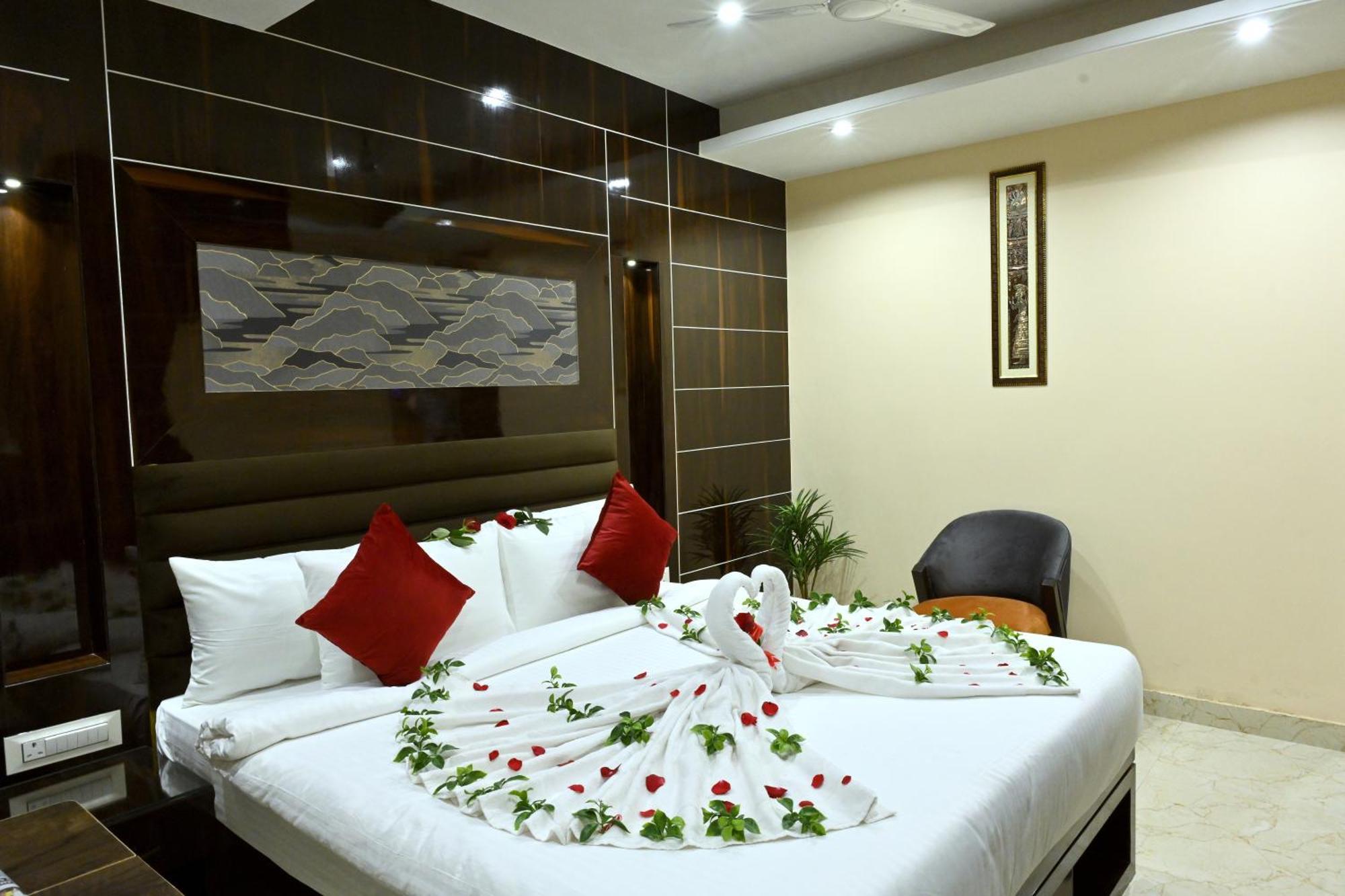Hotel Trax International Jamshedpur Buitenkant foto