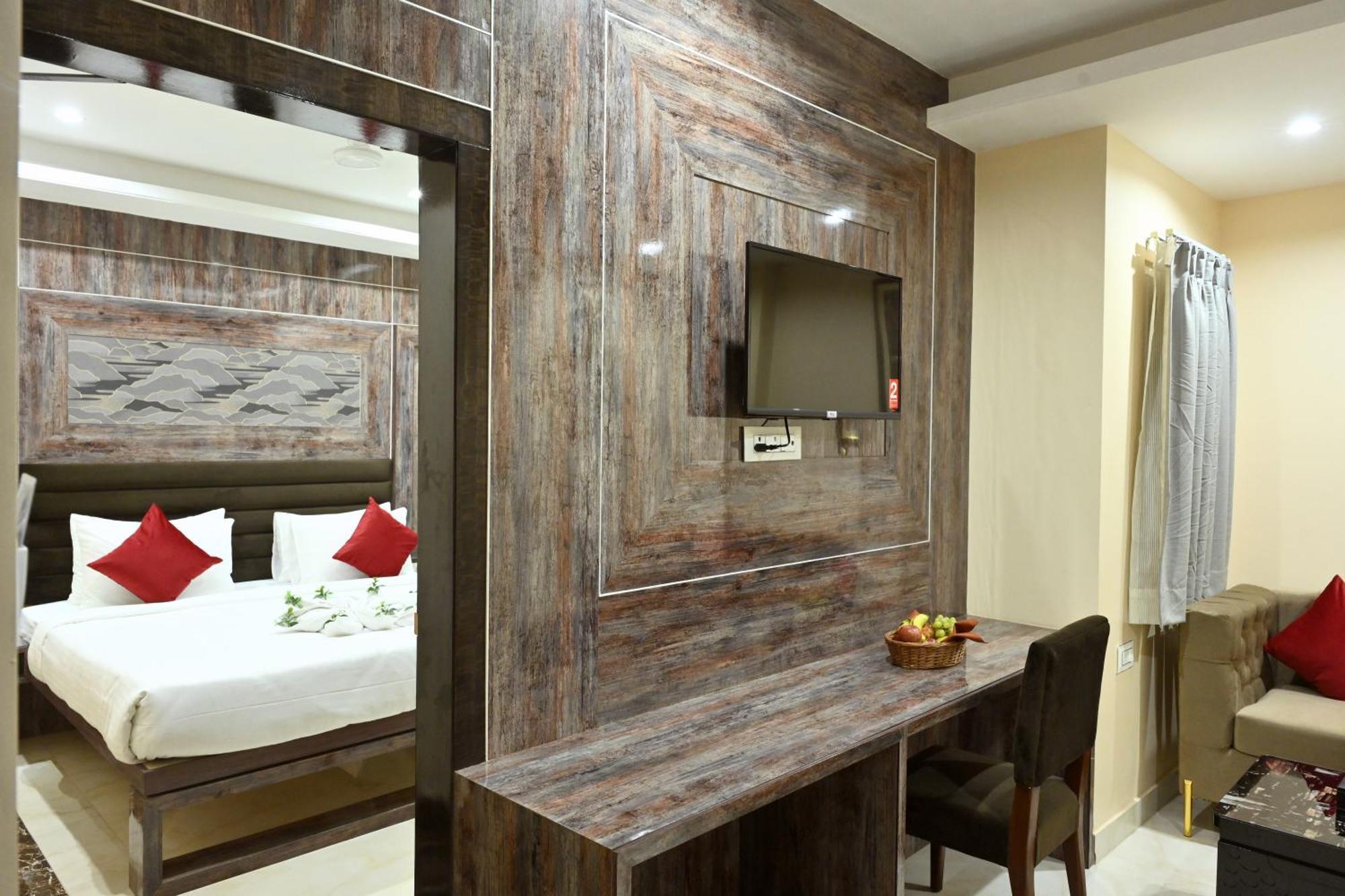 Hotel Trax International Jamshedpur Buitenkant foto