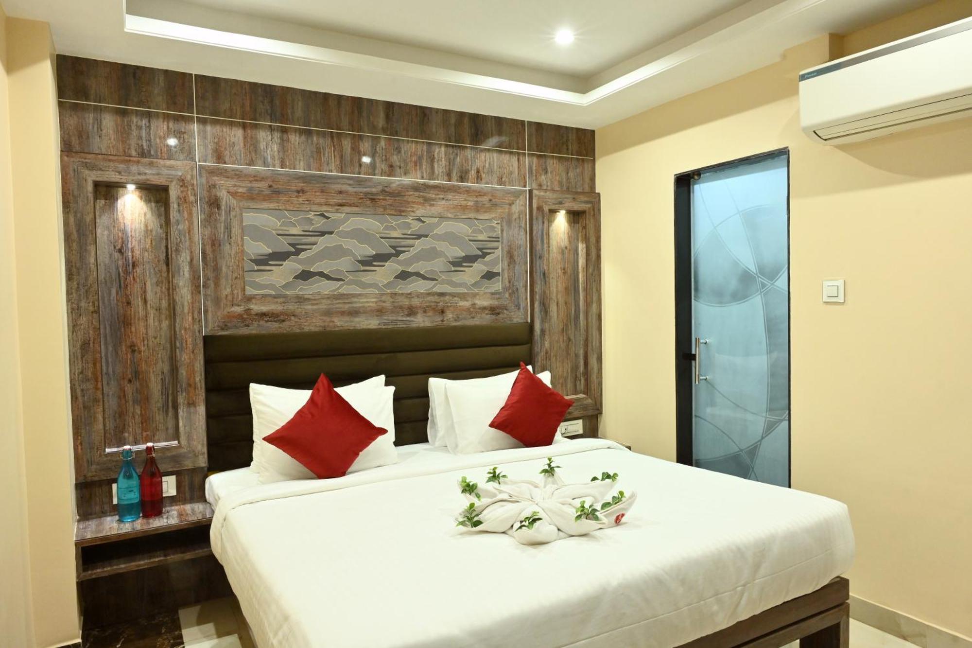 Hotel Trax International Jamshedpur Buitenkant foto