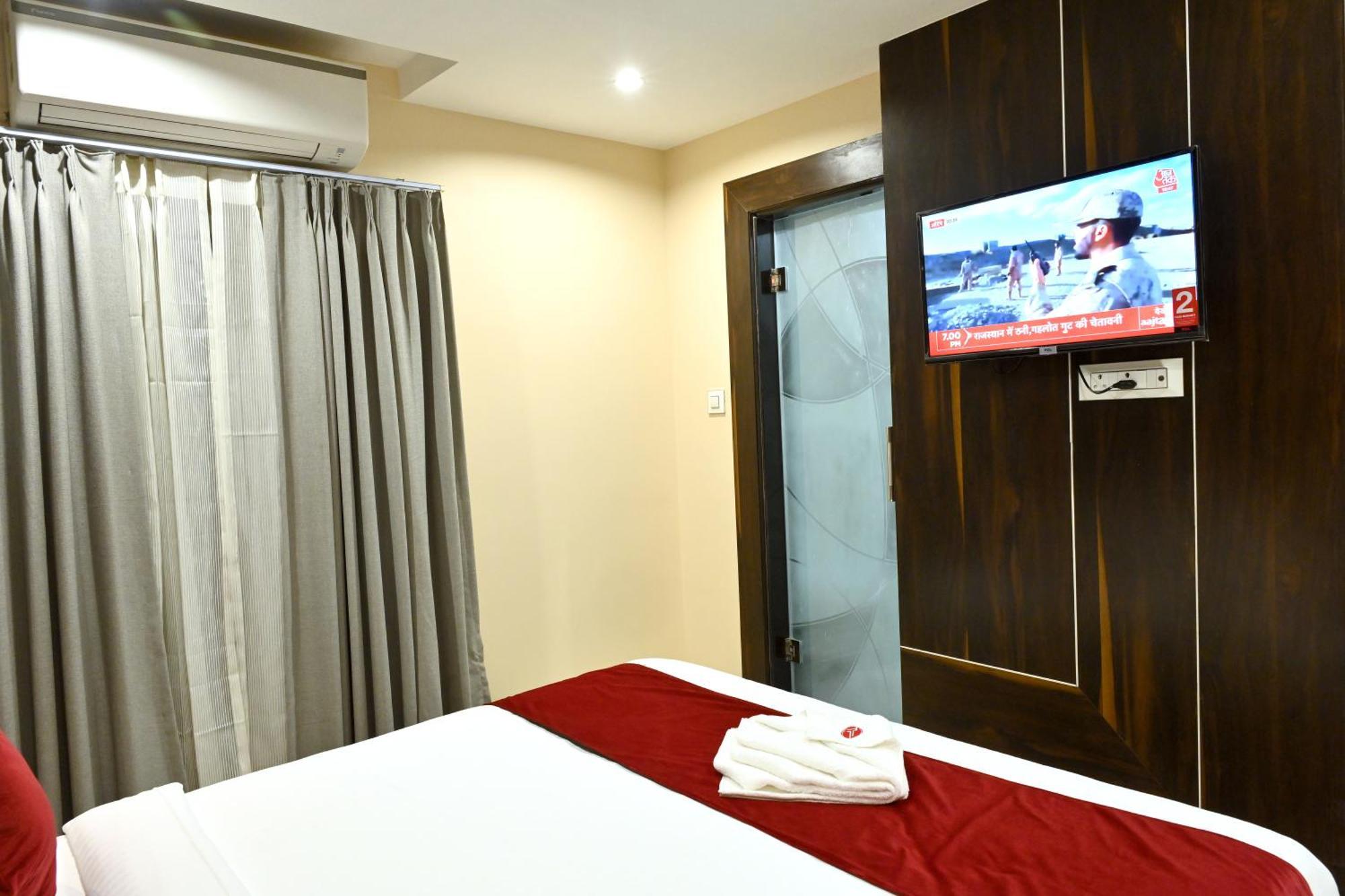 Hotel Trax International Jamshedpur Buitenkant foto