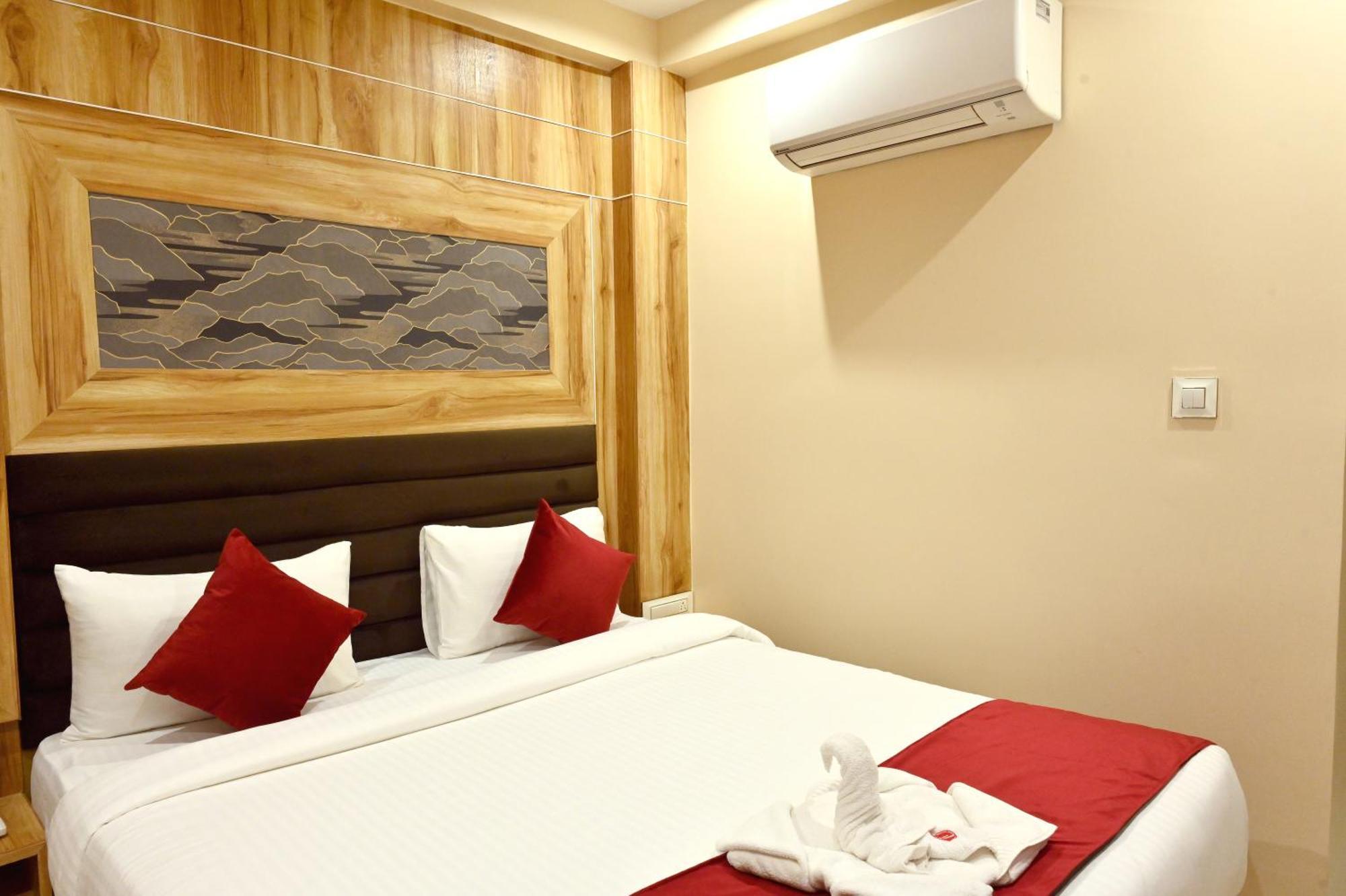Hotel Trax International Jamshedpur Buitenkant foto
