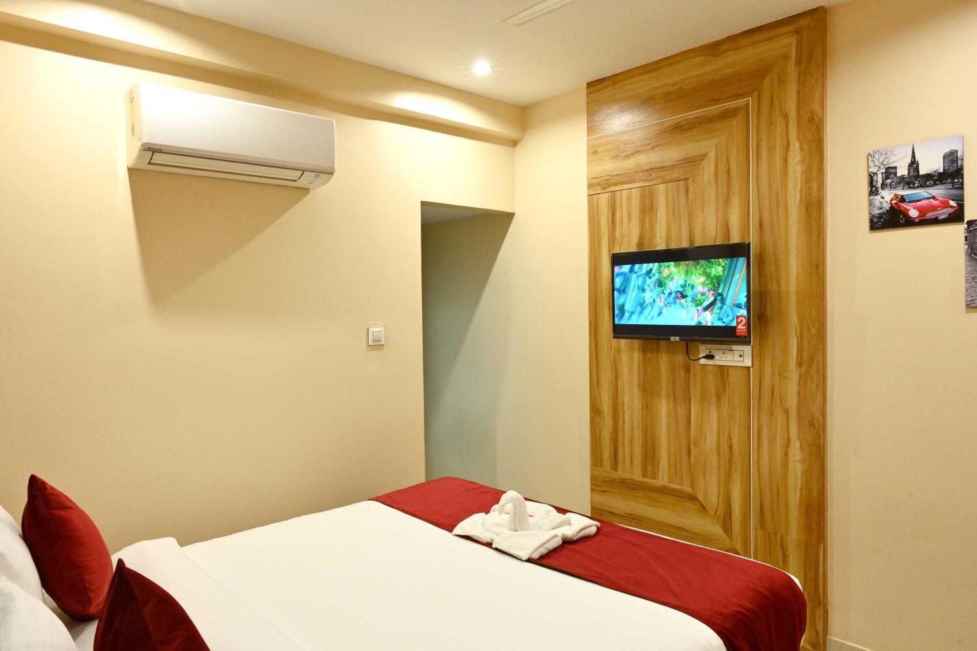 Hotel Trax International Jamshedpur Buitenkant foto