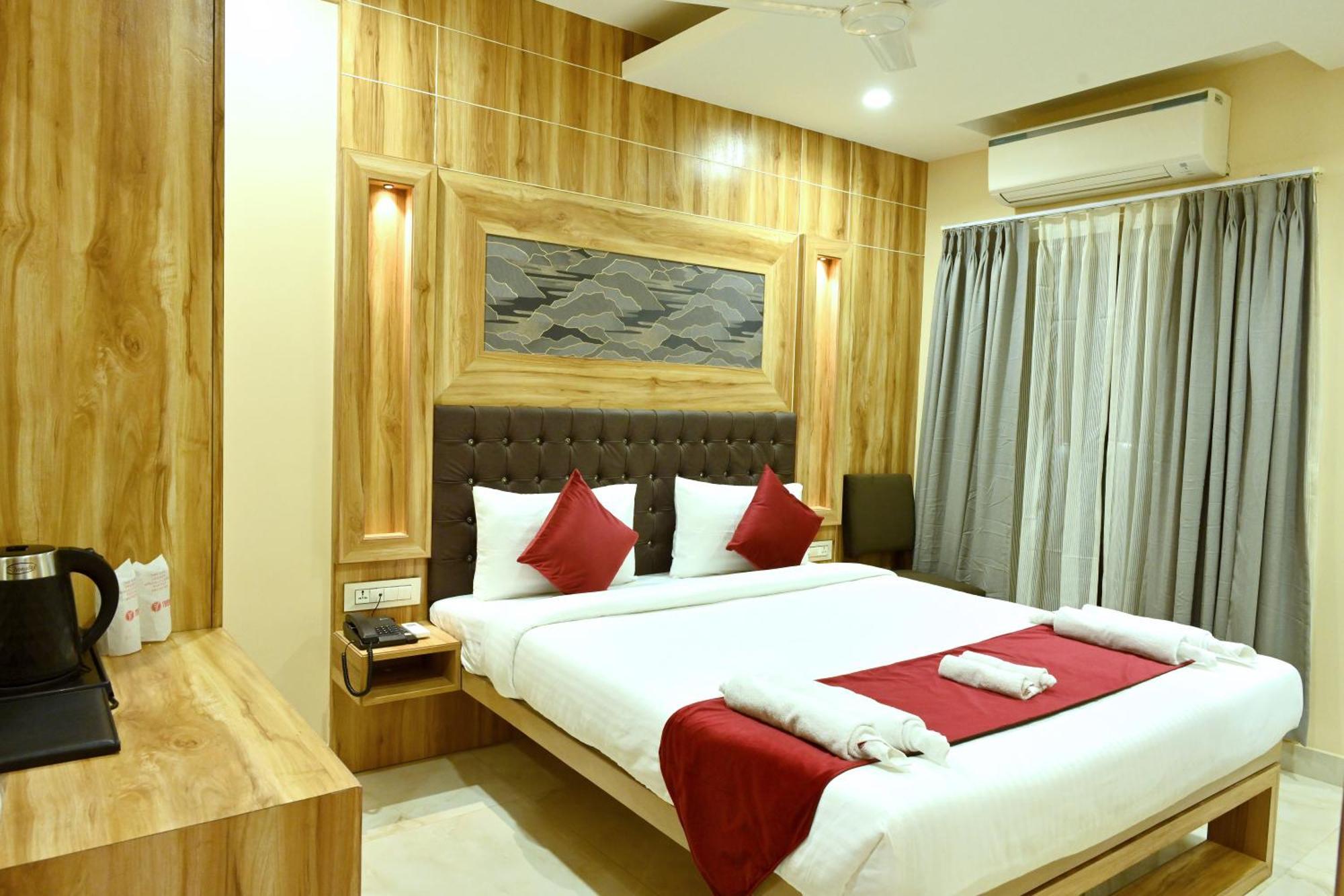 Hotel Trax International Jamshedpur Buitenkant foto